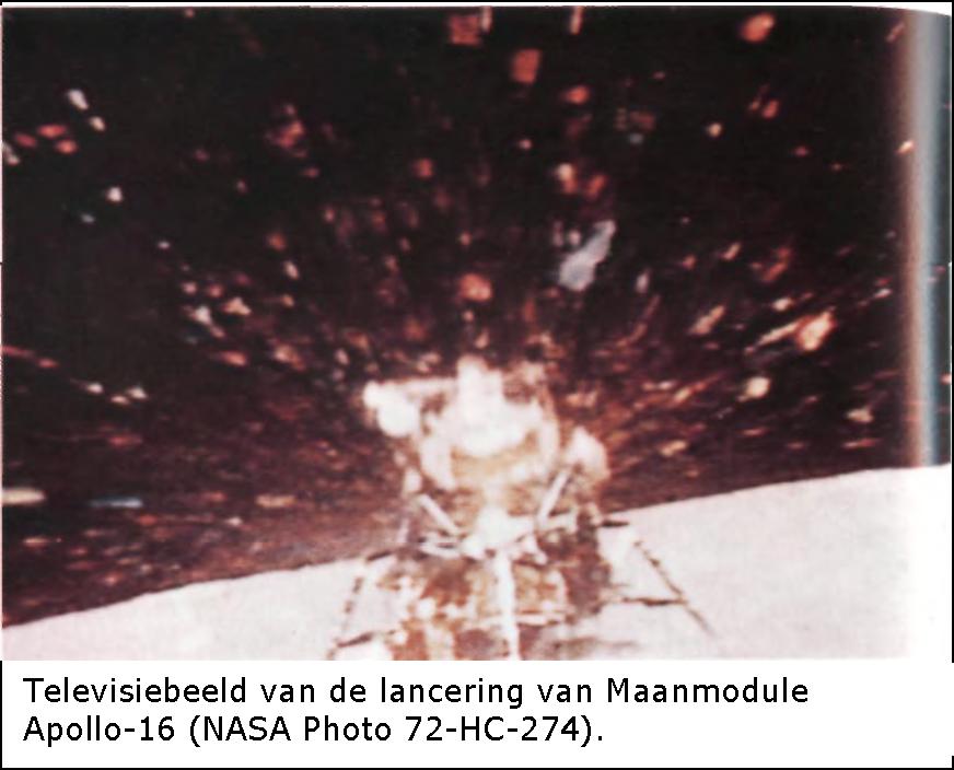 14-04 Apollo16-lift off 01