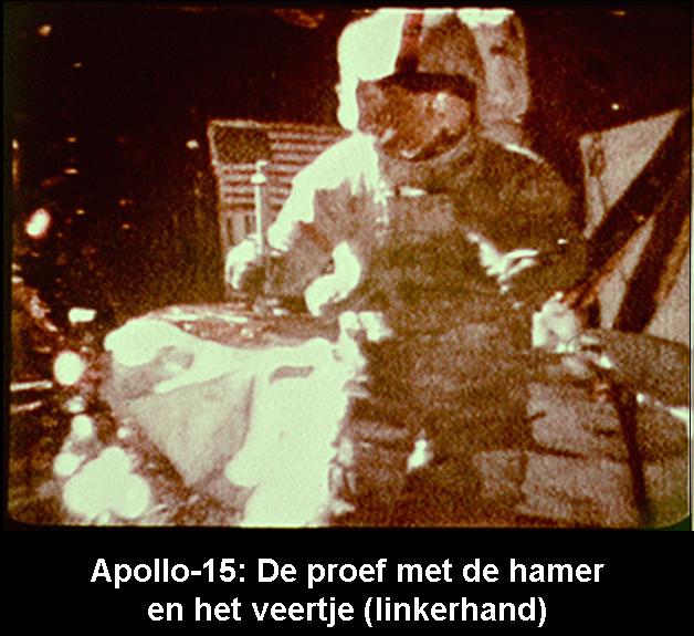 7-19 hamer en veertje Apollo-15