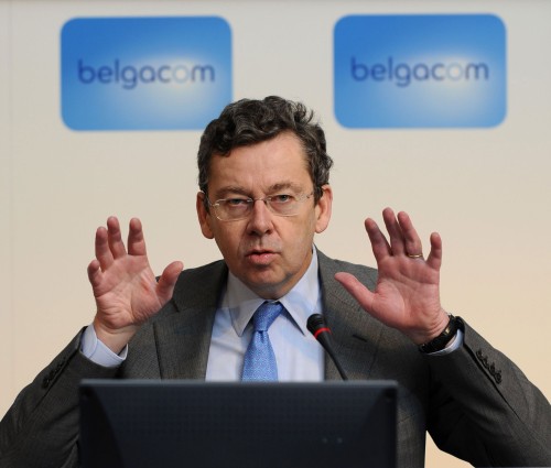 Didier Bellens, de algemeen directeur van de grootste telecom-maatschappij in België, keert zich volledig tégen de gevaarlijke mobiele telefonie..