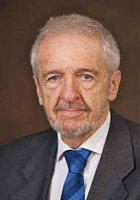 Dr. Uffe Ravnskov, nierspecialist en biochemicus in het Zweedse Lund.
