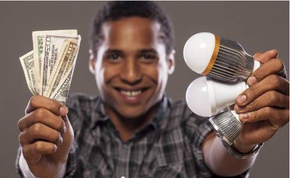 De superefficiente LED-lampen hebben nóg een onvermoed voordeel: ze zijn een essentiële link in de dataketen voor het/een LiFI-netwerk.