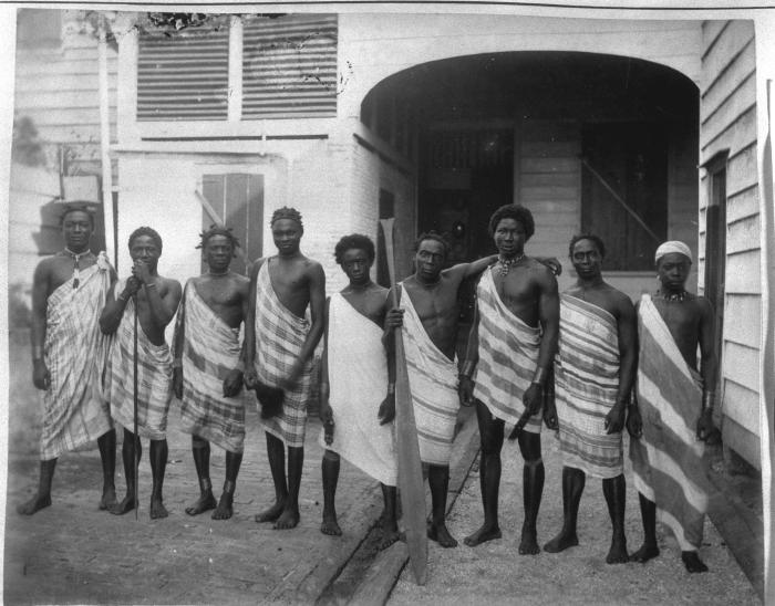 Paramaribo,_Marrons_in_stadskostuum