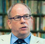 engdahl Schrijver van dit artikel, William Engdahl, is ook auteur van het onthullende boek 'Seeds of destruction'.