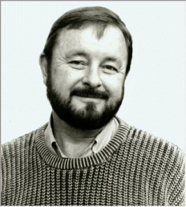 ingo swan black white