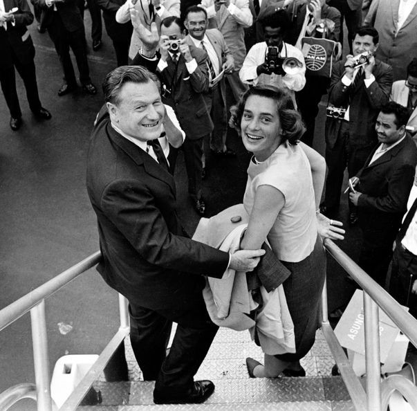 Nelson Rockefeller met zijn vrouw Happy