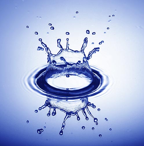 Water, zo blijikt ook maar weer eens uit de homeopathie, is in feite de kroon op ons fysieke leven op Aarde..