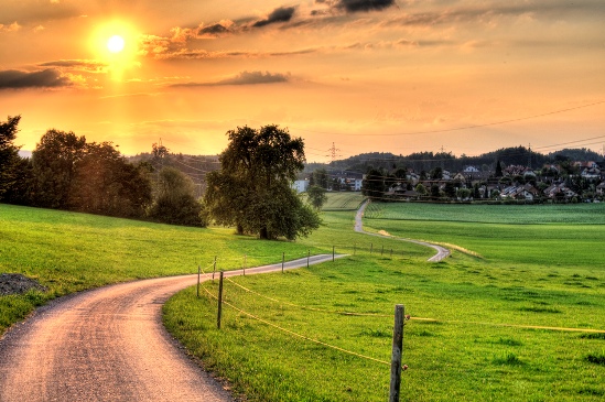 Het pad van 'Zijn': een ultiem reisdoel in oneindigheid? The long and winding road.